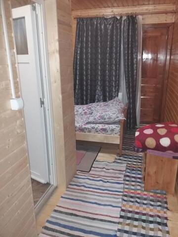 Фото номера Двухместный номер с 1 кроватью и собственной ванной комнатой Лоджи Casa Alex г. Гырда-де-Сус 9